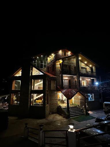 Alexandra Cottage Haripūr エクステリア 写真